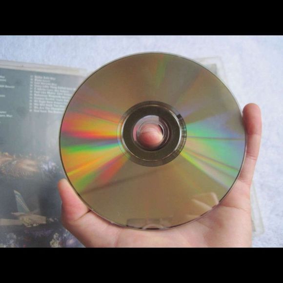 Queen + Paul Rodgers Live in Ukraine 2009 NTSC DVD Concert Show Hollywood Record - Picture 8 of 9